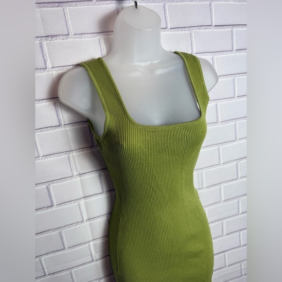 WINDSOR Elegant Green olive stretch Dress/size L - Picture 4 of 11